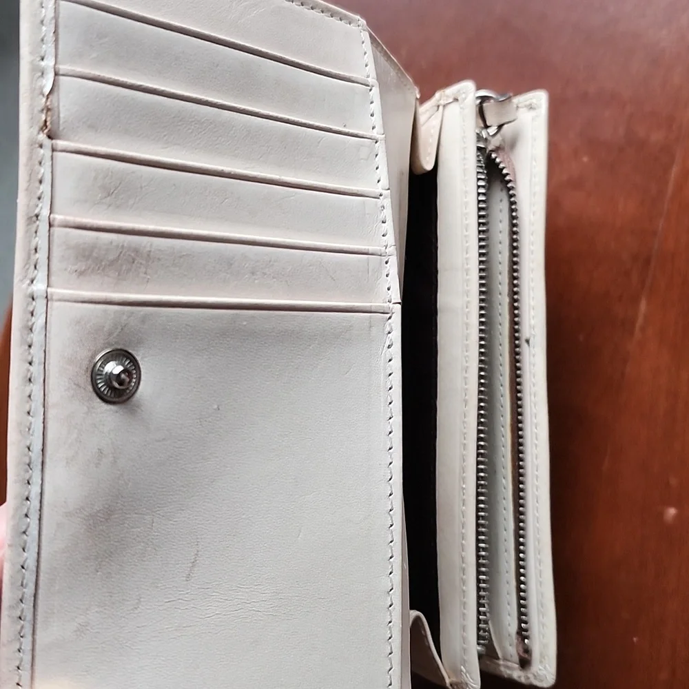 Coach Beige and Brown Canvas Wallet - Picture 7 of 9